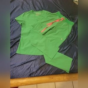 FiGS SAFETY GREEN scrubs Xxsp!